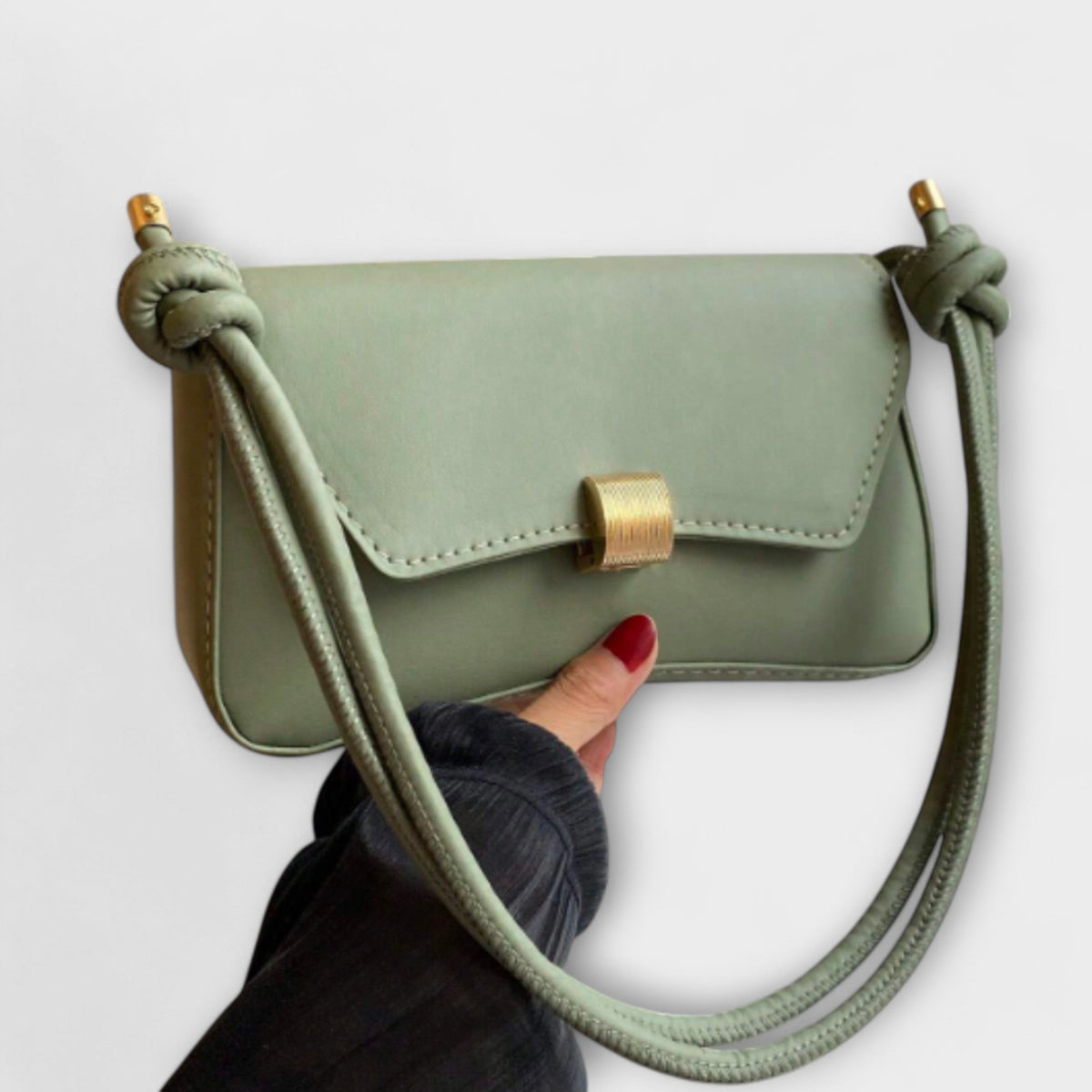 Women's Stylish Shoulder Bag Chic Design Versatile Everyday Use