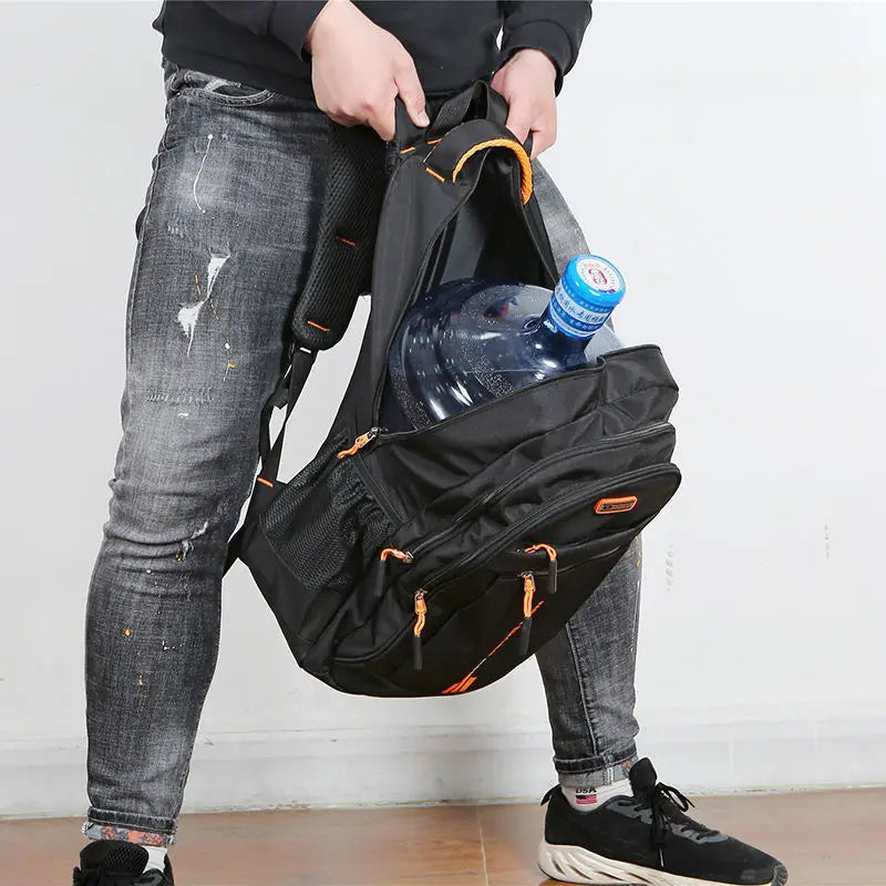 Men's Versatile Commuter Backpack Spacious Multi-Pocket Travel Everyday Use