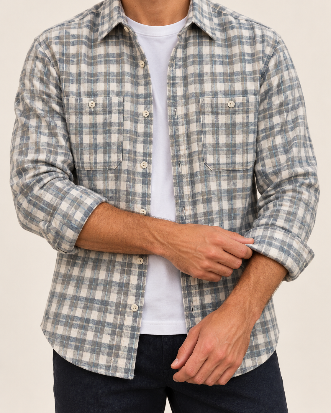 Men's Checked Flannel Shirt With Chest Pockets in Blue