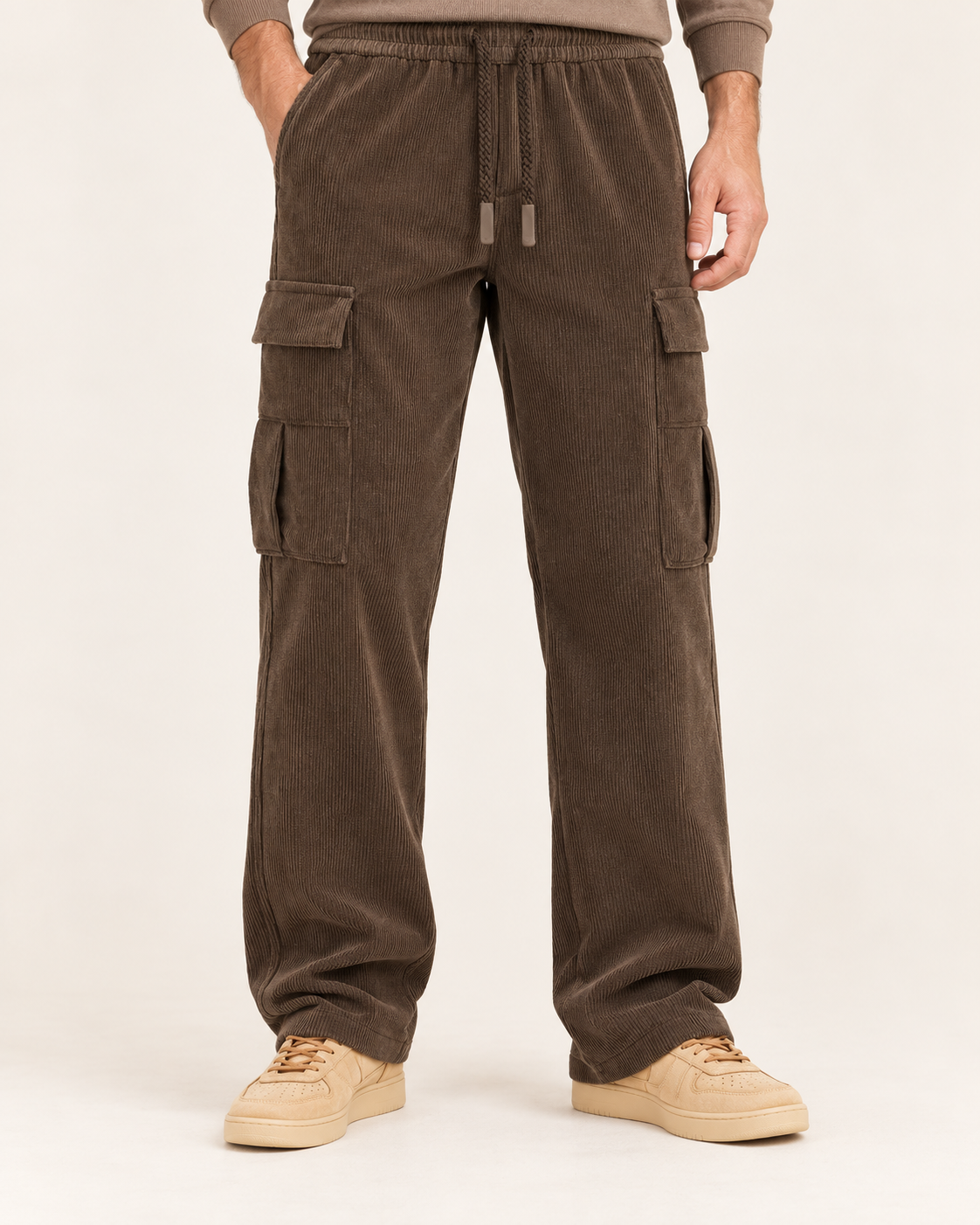 Men's Cargo Trousers with Wide Leg and Warm Lining in Brown