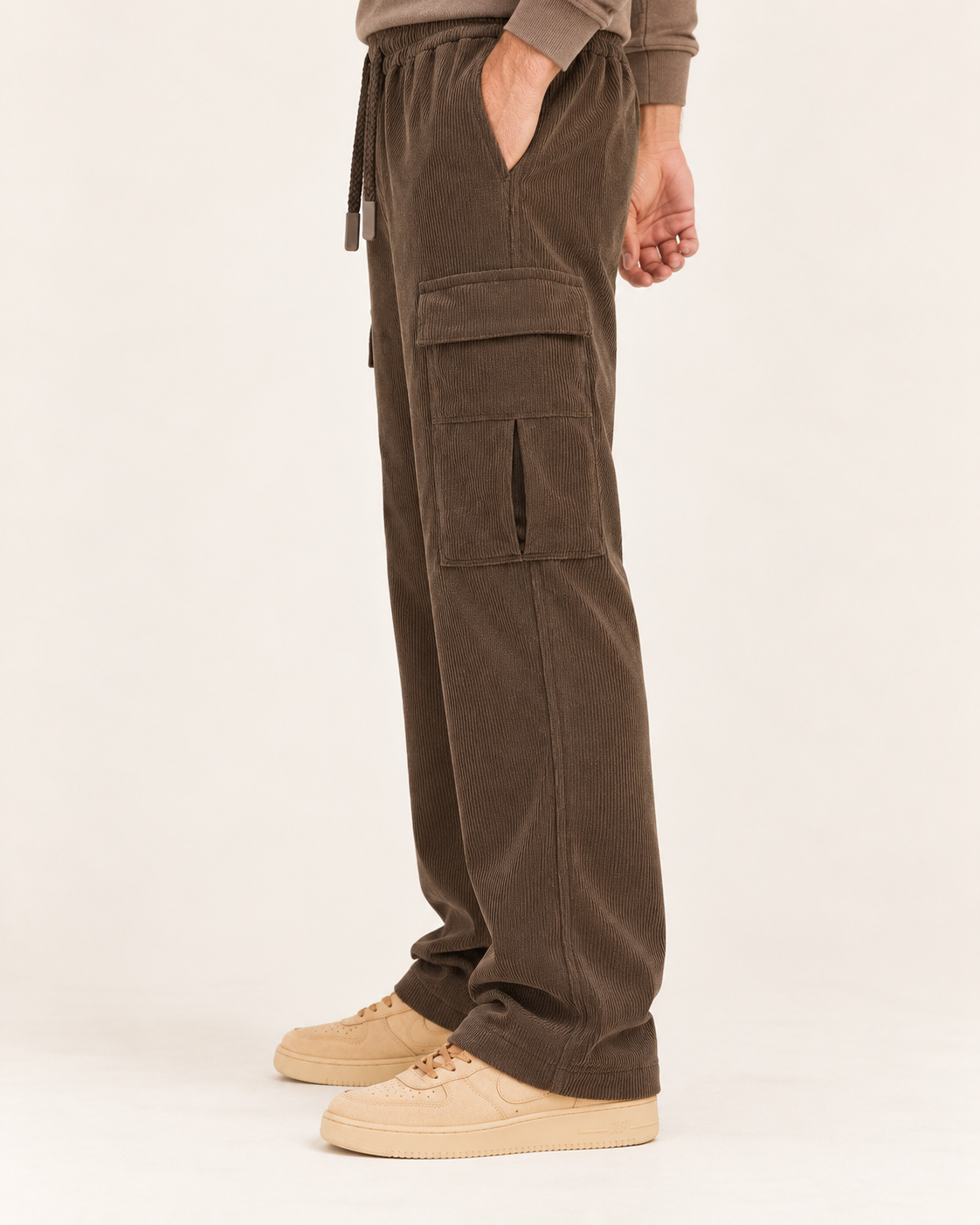 Men's Cargo Trousers with Wide Leg and Warm Lining in Brown, side view