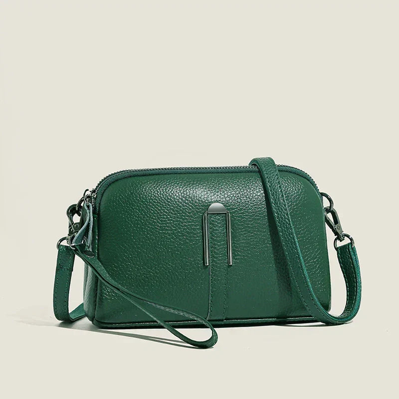 Women's Elegant Shoulder Bag Chic Design Versatile Everyday Use Stylish Accessory