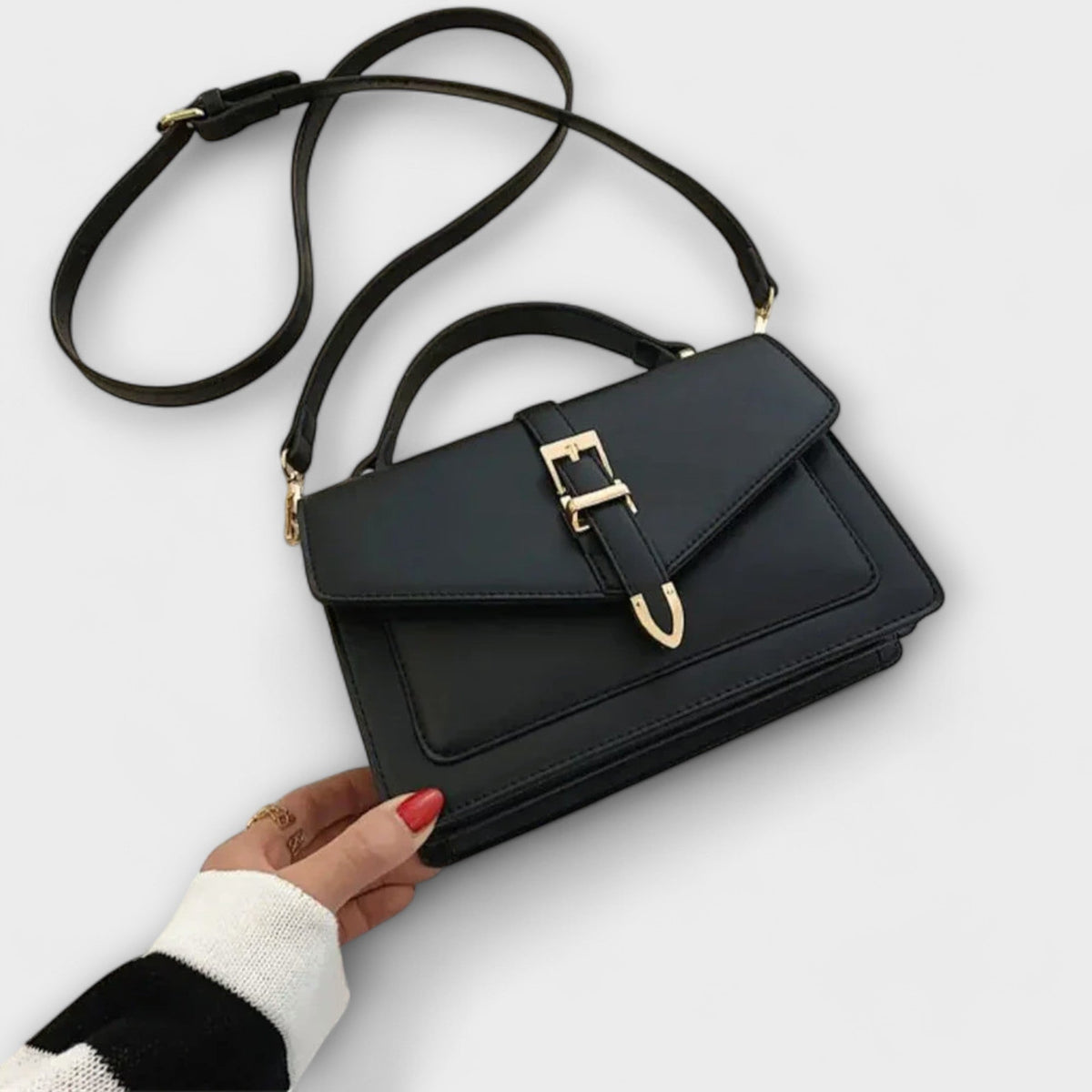 Women's Classic Shoulder Bag Timeless Design Versatile Everyday Chic