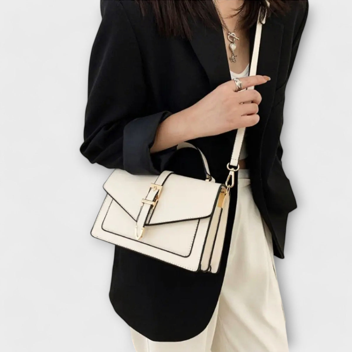 Women's Classic Shoulder Bag Timeless Design Versatile Everyday Chic