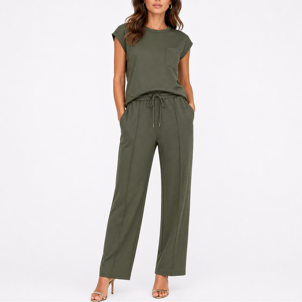 Women's Casual Two-Piece Set Relaxed Fit Short Sleeve Summer Outfit