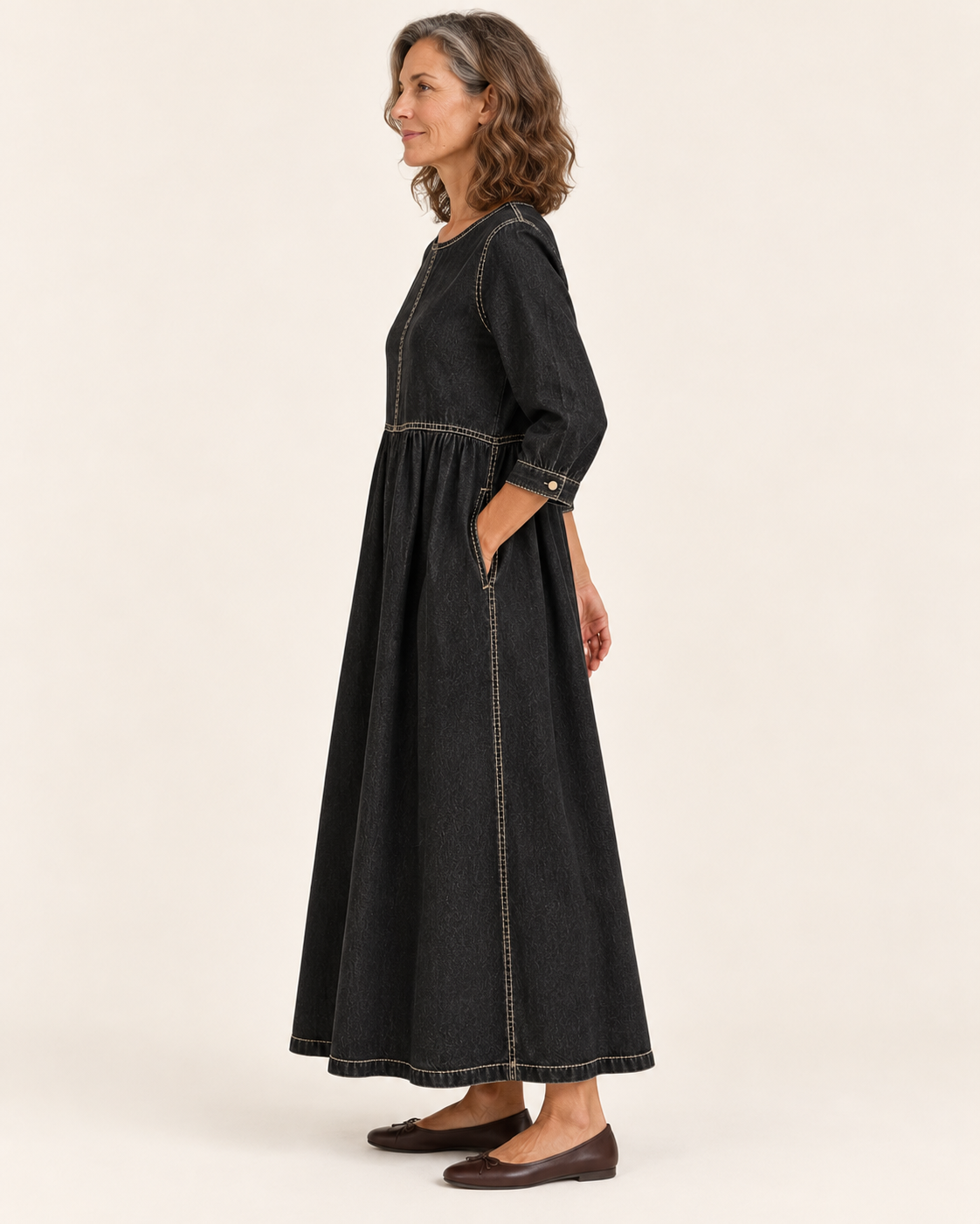 Women's Denim Maxi Dress With Long Sleeves in Black
