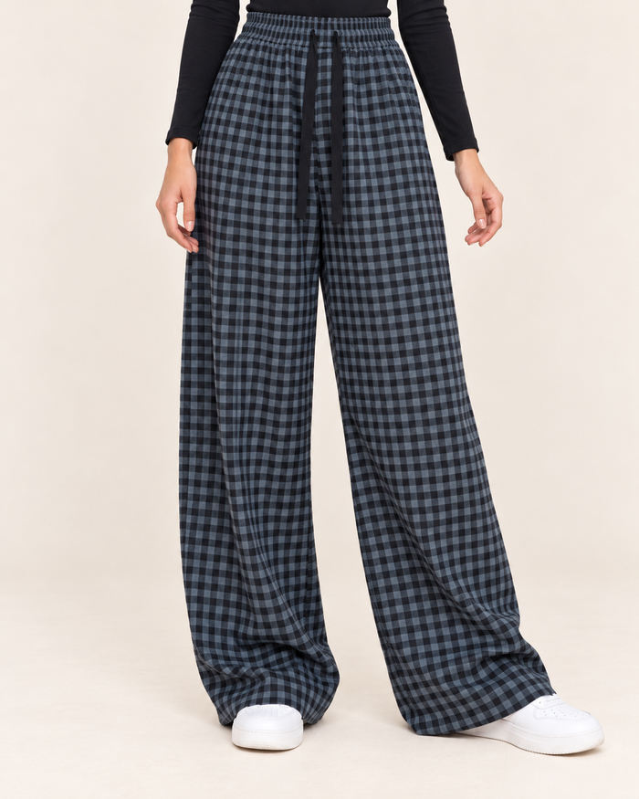 Women's Fleece-Lined Wide Leg Check Trousers in Navy Check