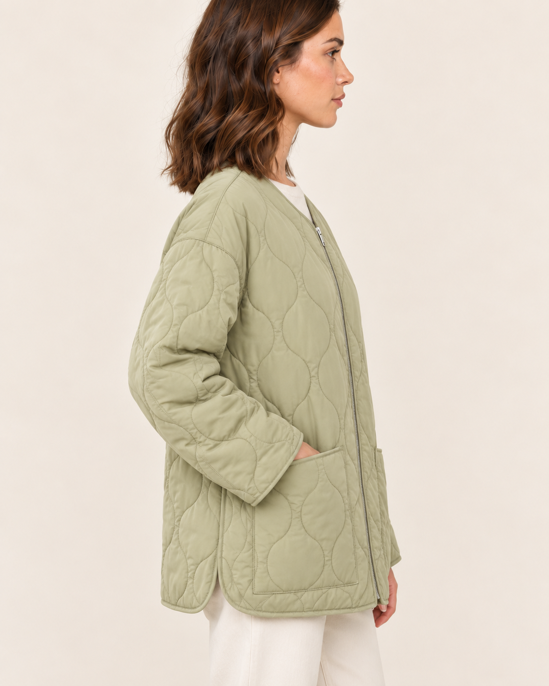 Women's Lightweight Quilted Jacket With Pockets