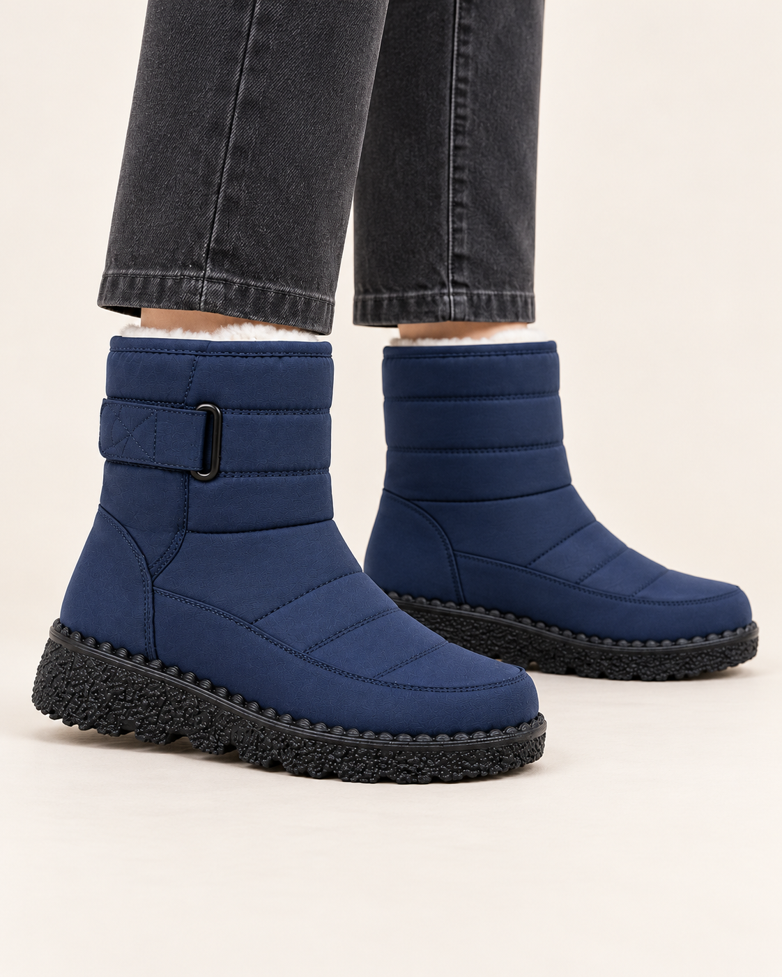 Women's Quilted Snow Boots With Strap