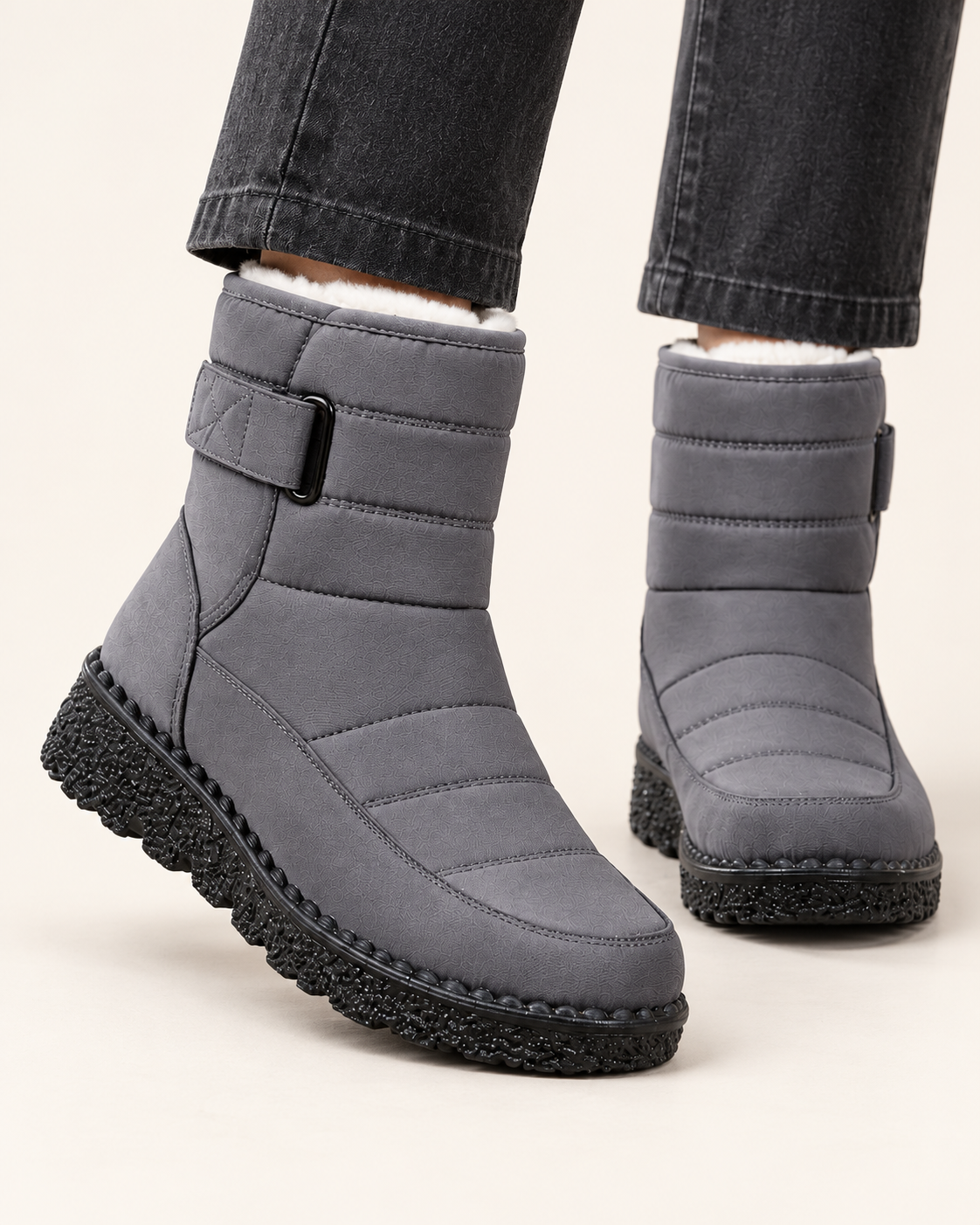 Women's Quilted Snow Boots With Strap