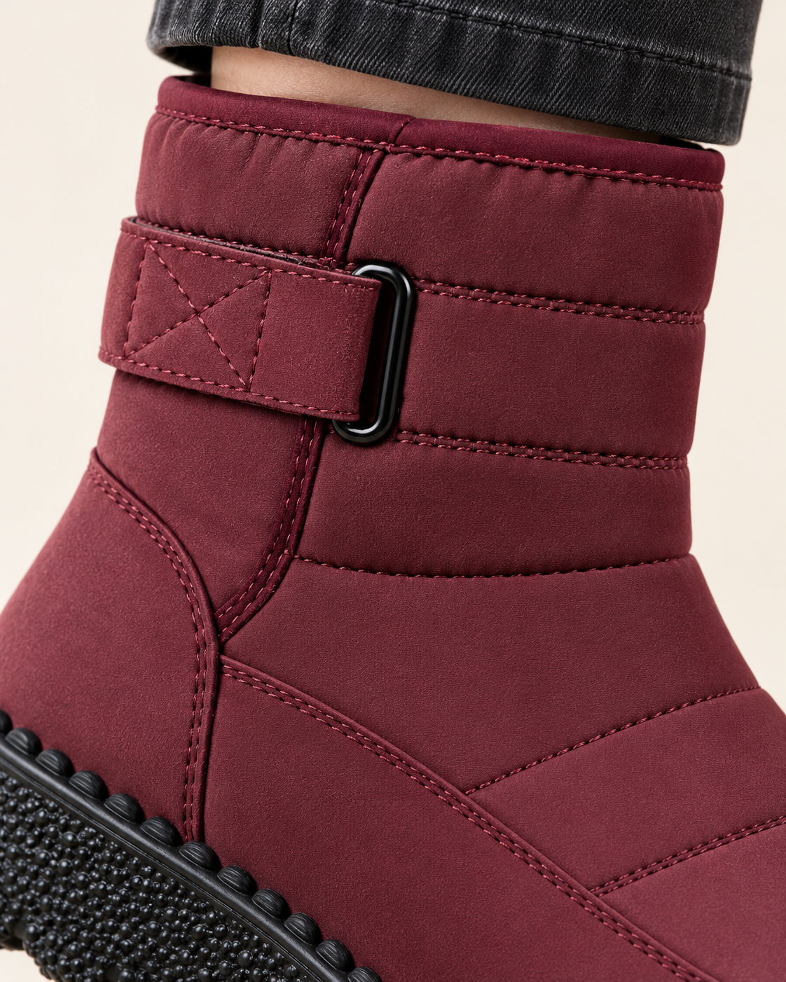 Women's Quilted Snow Boots With Strap