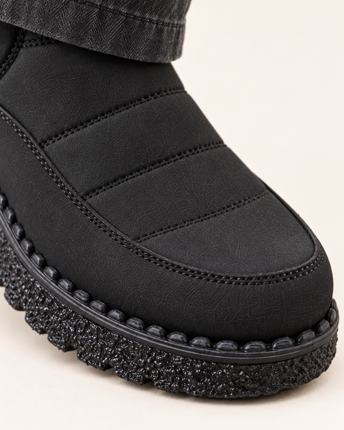 Women's Quilted Snow Boots With Strap
