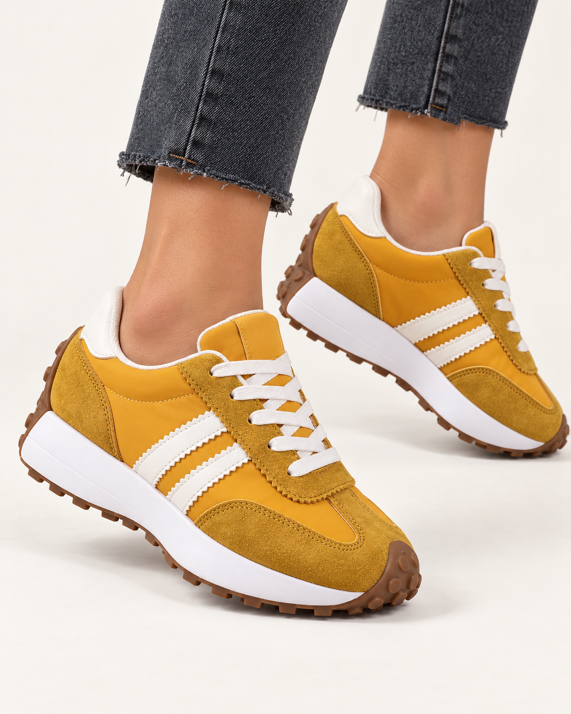 Women's Retro Suede Panel Trainers