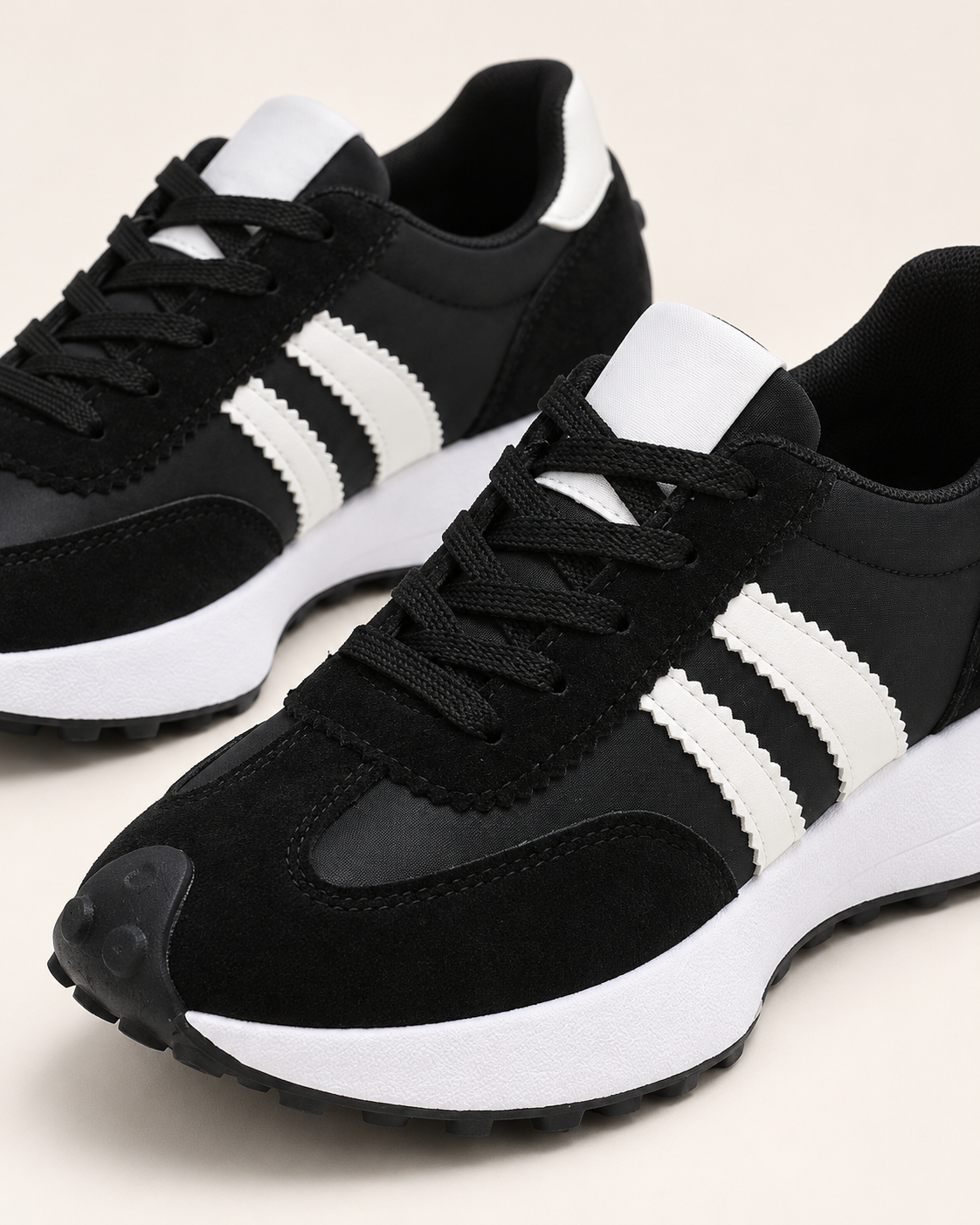Women's Retro Suede Panel Trainers