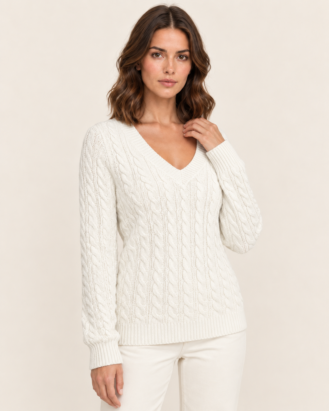 Women's Cable Knit V Neck Jumper in White
