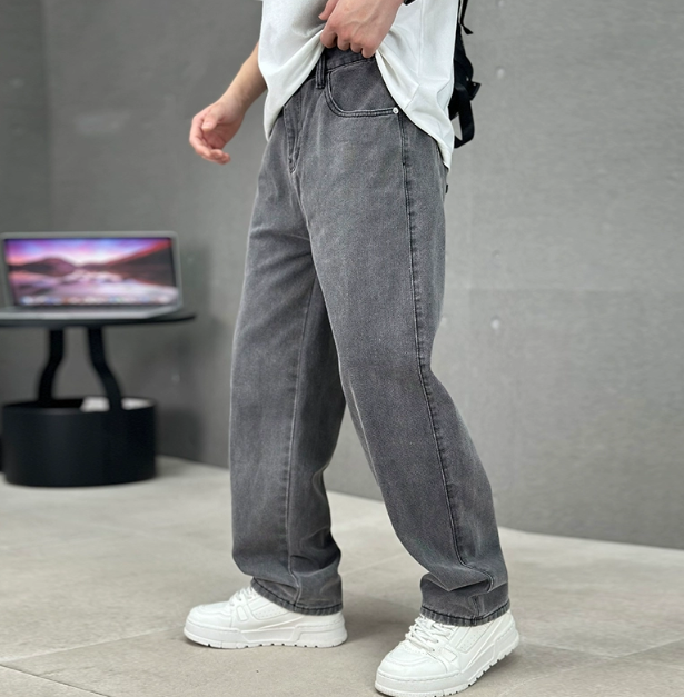 Men's Straight Leg Pants Classic Fit Versatile Everyday Casual Style