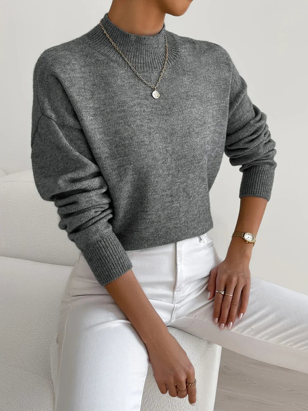 Women's Elegant Turtleneck Sweater Fitted Long Sleeve Classic Style Casual